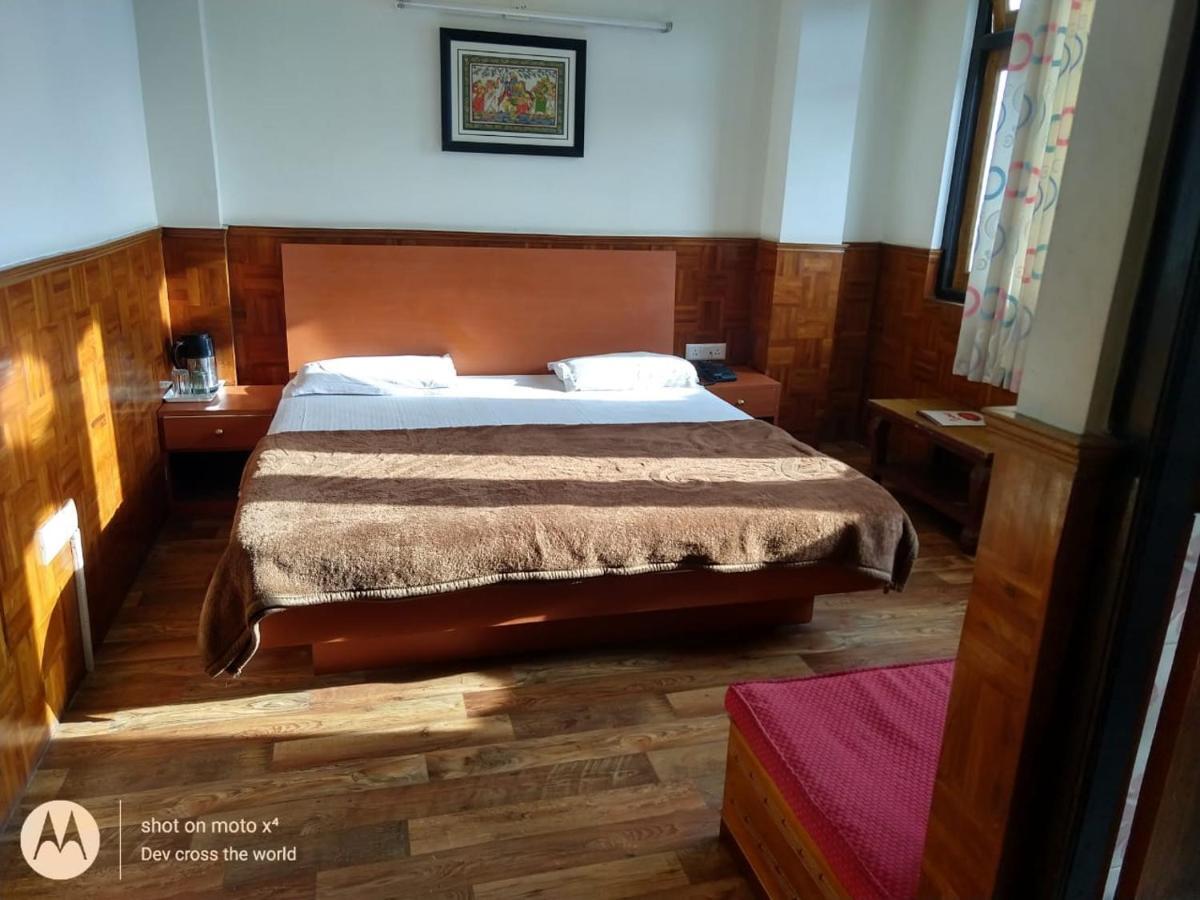 Bon Hotel Crystal Palace Gangtok Esterno foto