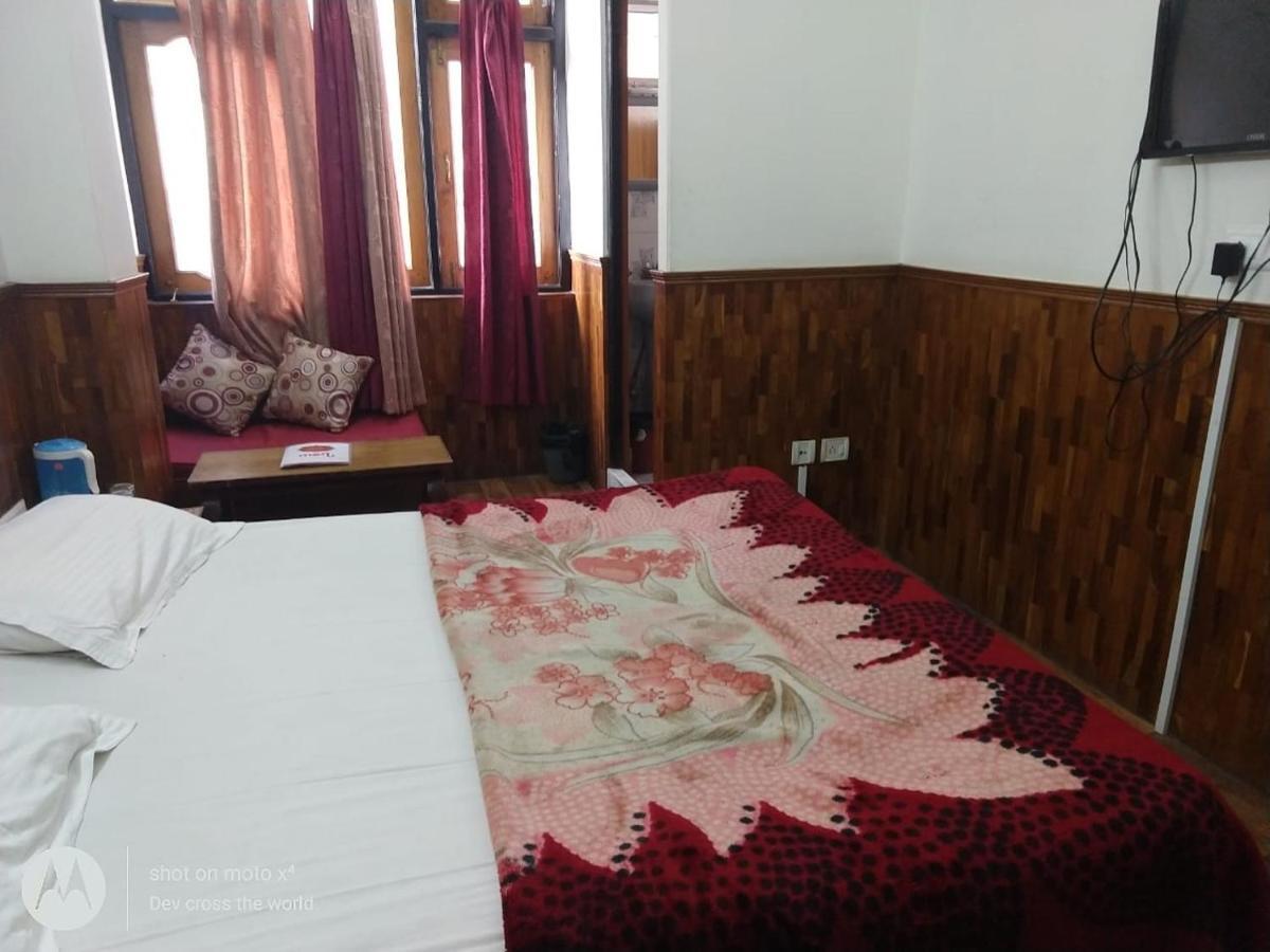Bon Hotel Crystal Palace Gangtok Esterno foto