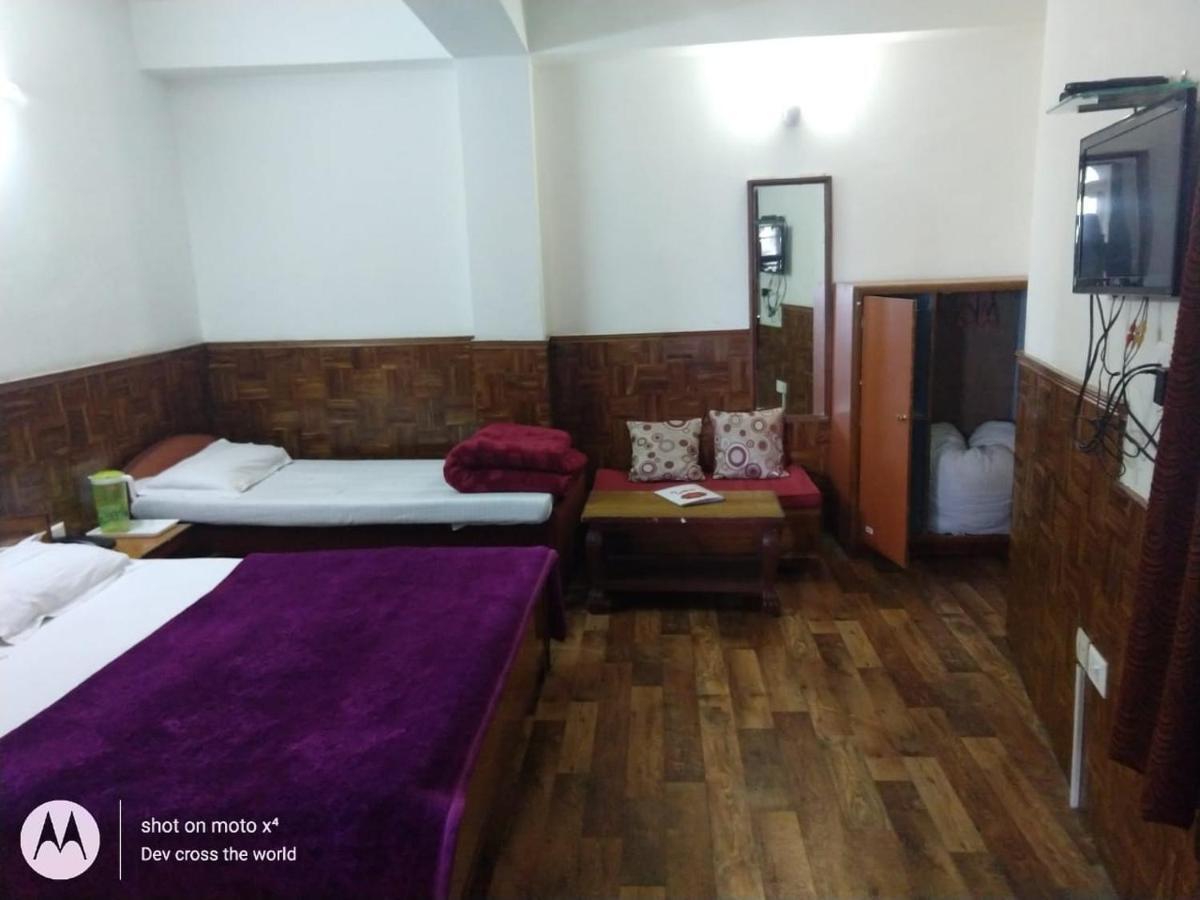 Bon Hotel Crystal Palace Gangtok Esterno foto